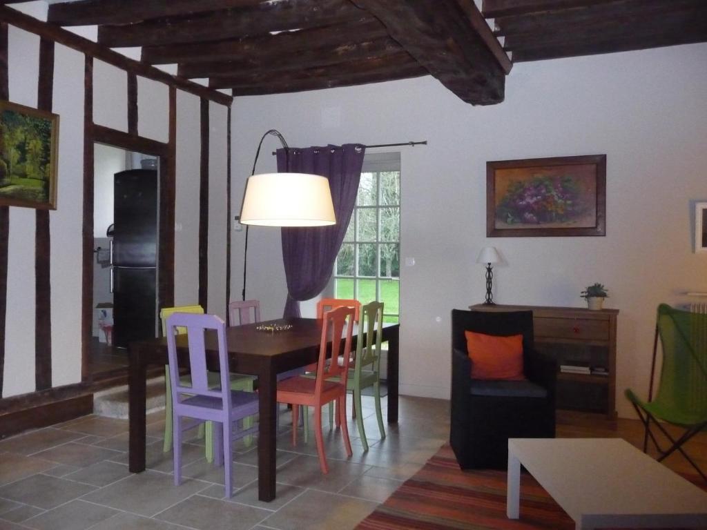 Bed and Breakfast La Maison d'à Côté à Alençon Extérieur photo
